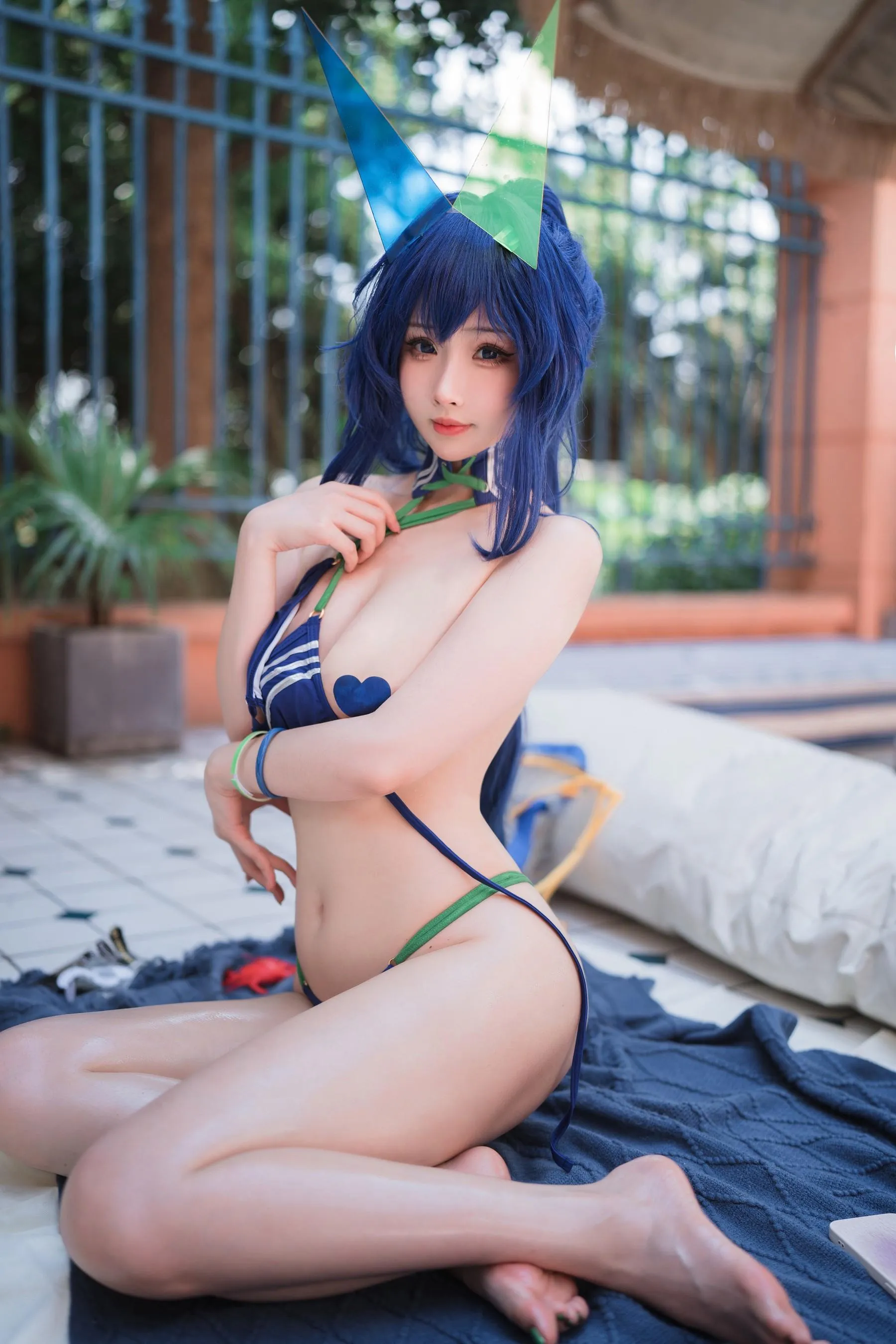 rioko凉凉子 – NO.119 碧蓝航线 花园 [31P]插图